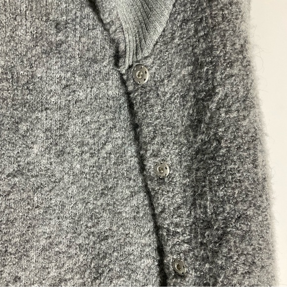 GAP Made w/Alpaca Wool Snap Front Vest Wide Collar Cozy Fuzzy Sleeveless Size M - Picture 10 of 16